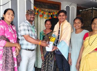 निशांत आंबटकर ची मुंबई लोहमार्ग पोलिस पदावर निवड झाल्याबद्दल सत्कार