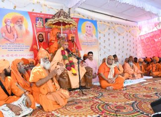 श्रीदत्त शिखर संस्थानवर षोडशी कार्यक्रम भक्तीभावात साजरा