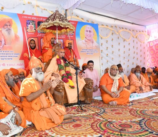 श्रीदत्त शिखर संस्थानवर षोडशी कार्यक्रम भक्तीभावात साजरा